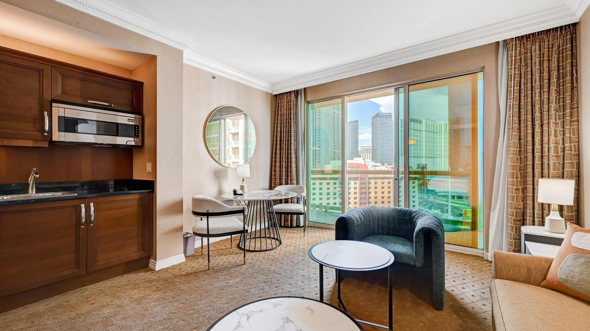 Amethyst Studio Suite Mgm Signature Strip View Balcony Лас-Вегас США